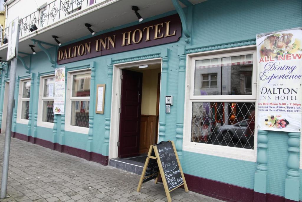 Dalton Inn Hotel Claremorris Exterior foto